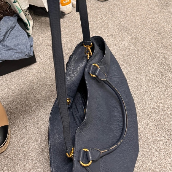 Prada bag - Picture 5 of 6